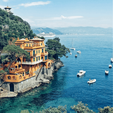 Take a scenic drive or boat trip to the majestic fishing village of Portofino