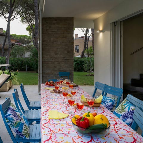 Dine alfresco on the terrace or stroll to a nearby restaurant