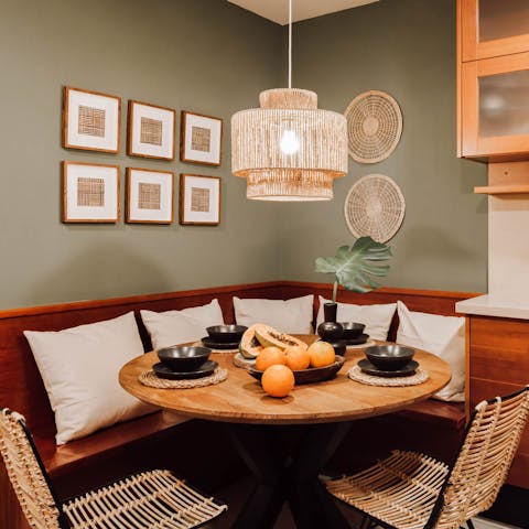 Enjoy delicious family meals in the dining corner