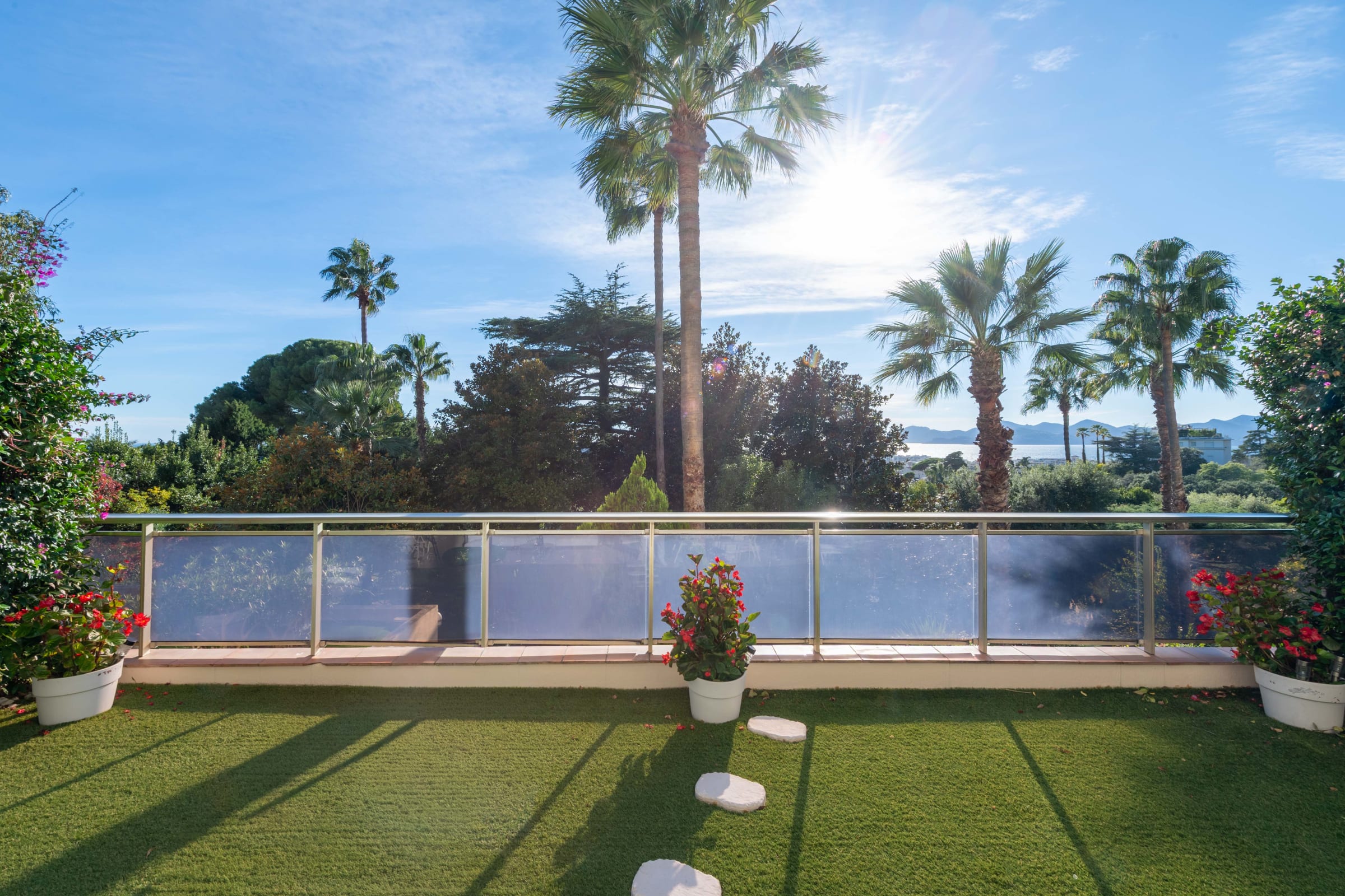 Riviera Breeze