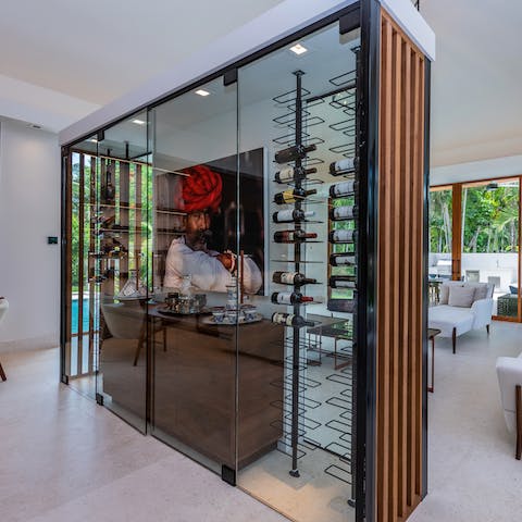 Enjoy a night cap from the extensive bar, before heading out to experience the Miami nightlife