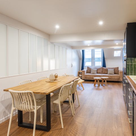 Relax with evening drinks at home or head to a local bar