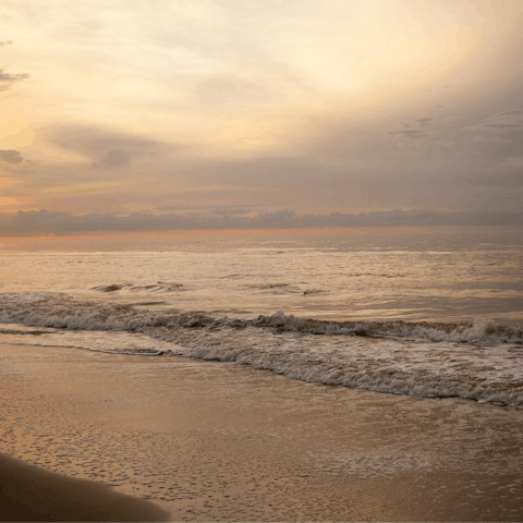 Savour blissful beach strolls in the Isle of Palms