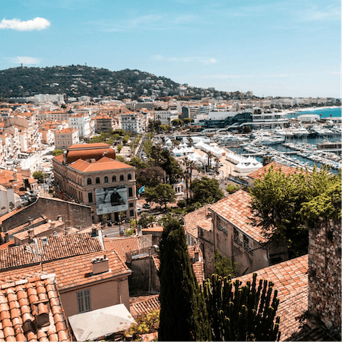 Sample the fantastic restaurants in the heart of Cannes nearby