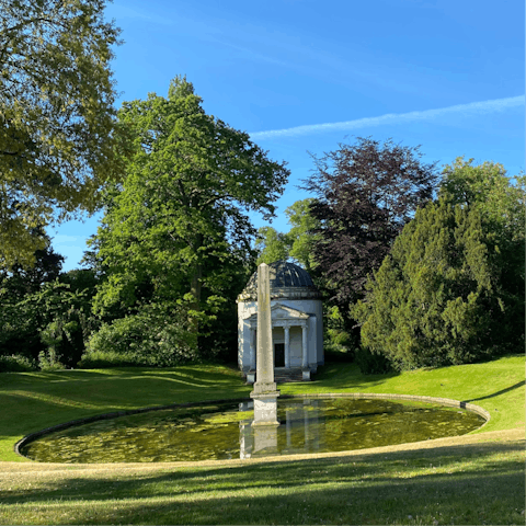 Take the short walk to Chiswick House and Gardens