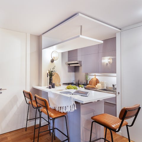 Start the day with a croissant and café au lait around the island