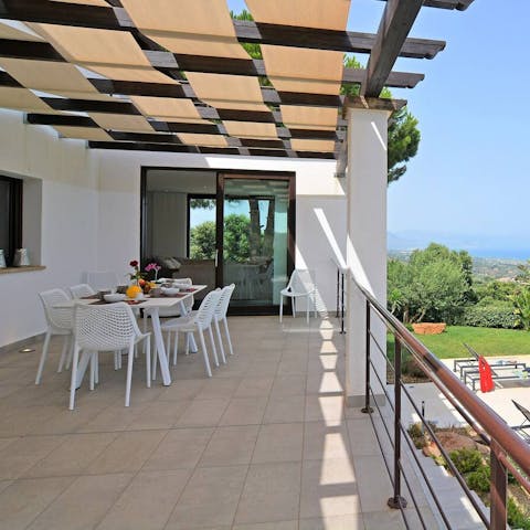 Dine alfresco on the upper deck