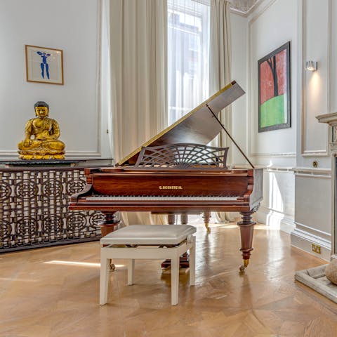 Serenade guests with a tune on the grand piano