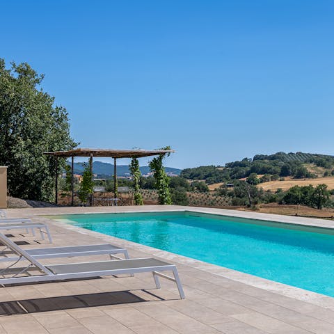 Guests loved the peaceful and private setting of this home, and said it was perfect for relaxing and enjoying the outdoors.