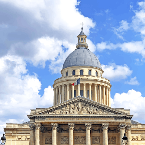 Walk just three minutes to the iconic Panthéon