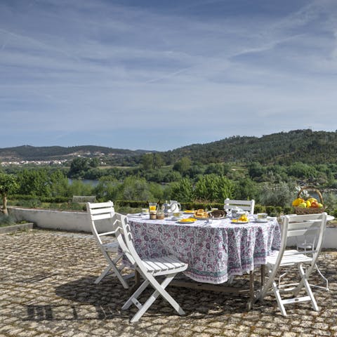Have lunch overlooking the Tagus