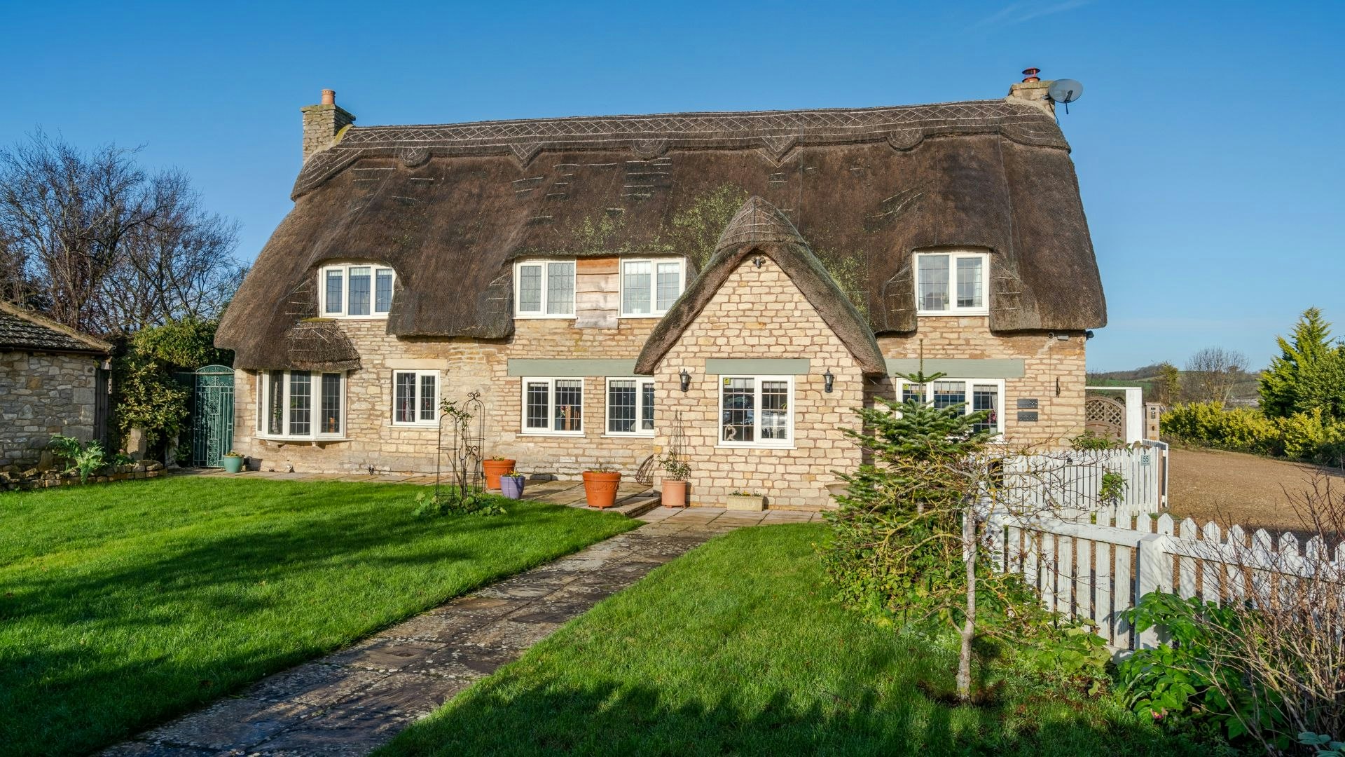 Thatch House