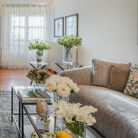 Unwind in the living area after sightseeing around Lucca