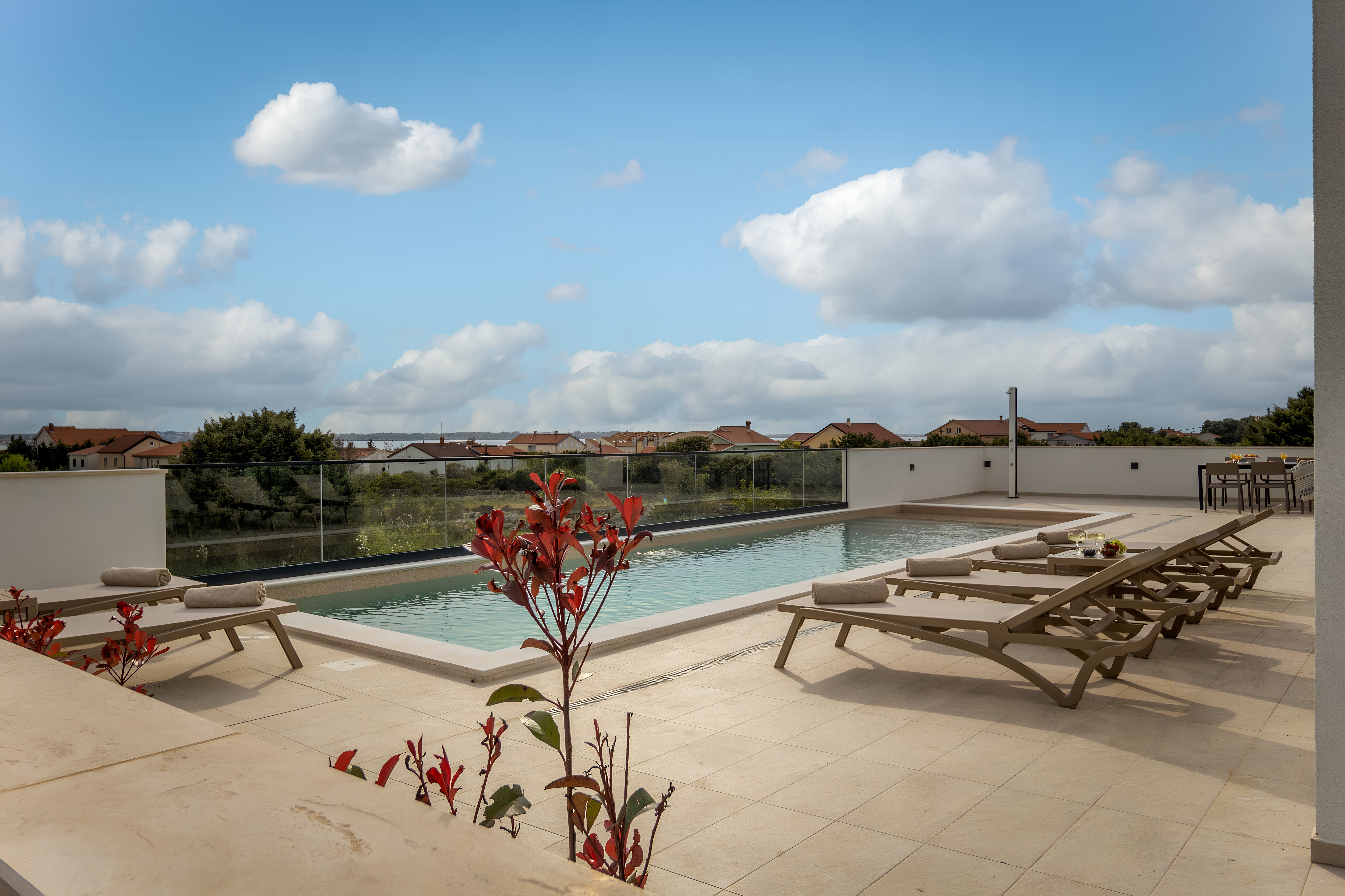 Scenic Seaside Escape