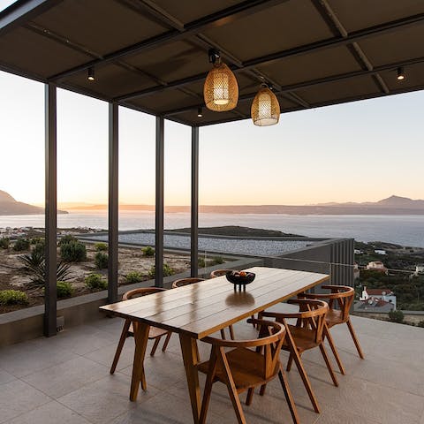 Soak up the sunset over al fresco dinners beneath the pergola