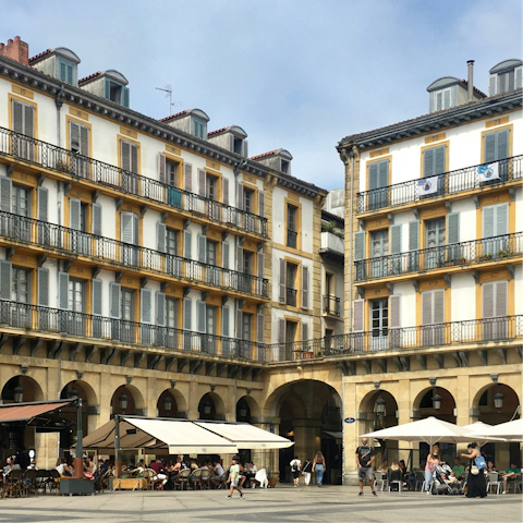 Step outside and stroll to a local bar in the Old Town