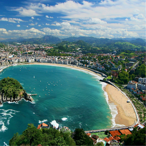 Spend slow days relaxing on the beaches of San Sebastián