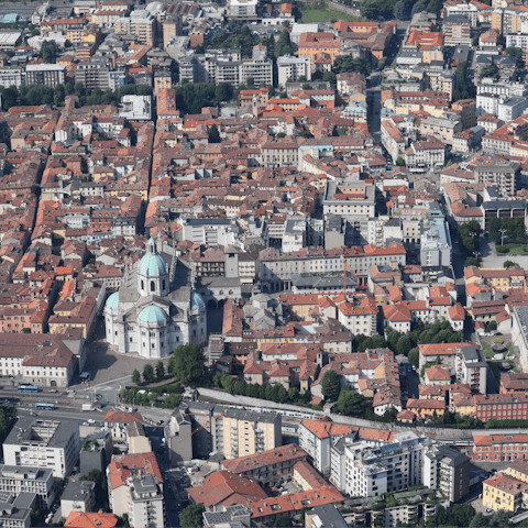 Take a day trip to Como City, just a 15km drive