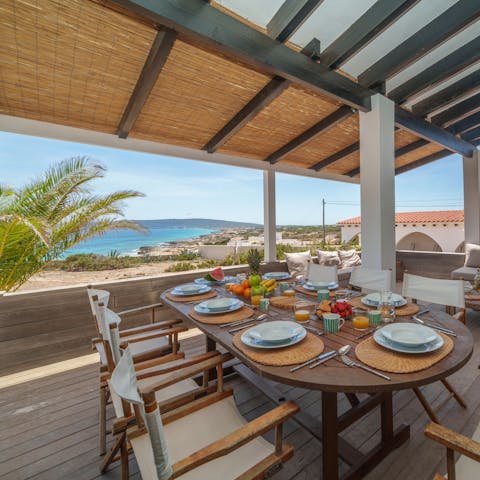 Sip an alfresco sangria overlooking the water