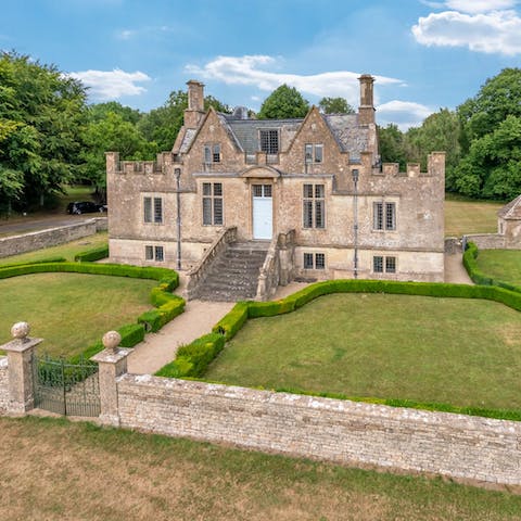 Enjoy private gardens and beautiful Cotswolds views