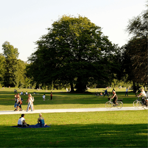 Stroll around Clapham Common, ten minutes away