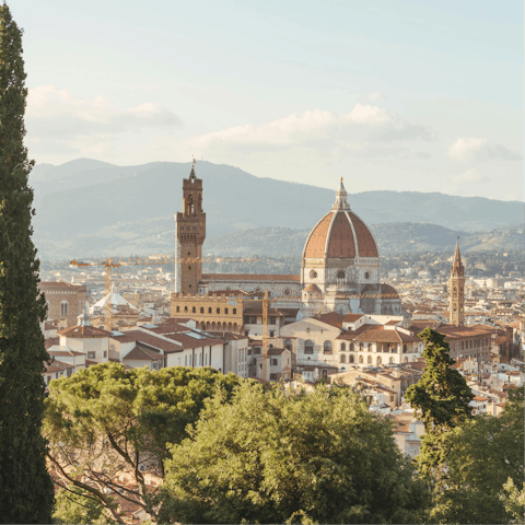Explore the historic heart of Florence straight from the door