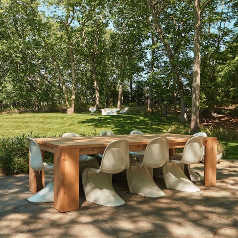 Enjoy al fresco dining at its finest as you devour lobster, Mac and cheese with a view