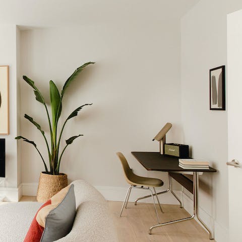 Relax, read, rest and work from this dynamic and inspiring apartment