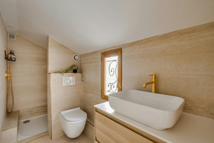 Bathroom photo