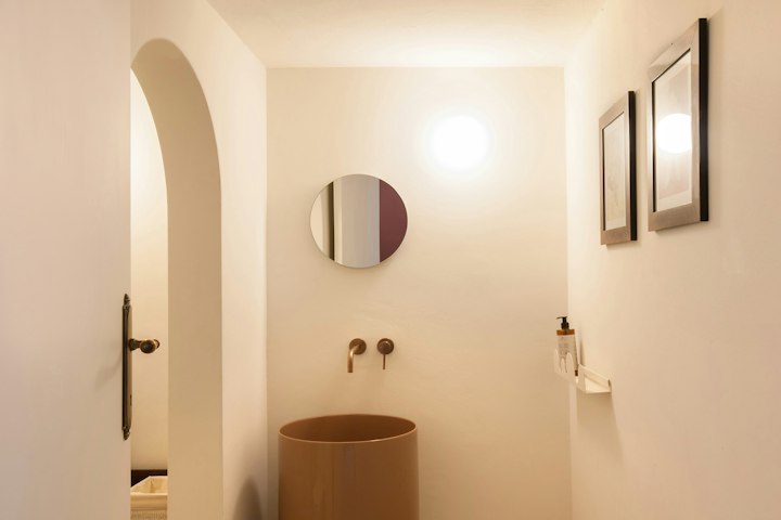 Bathroom photo