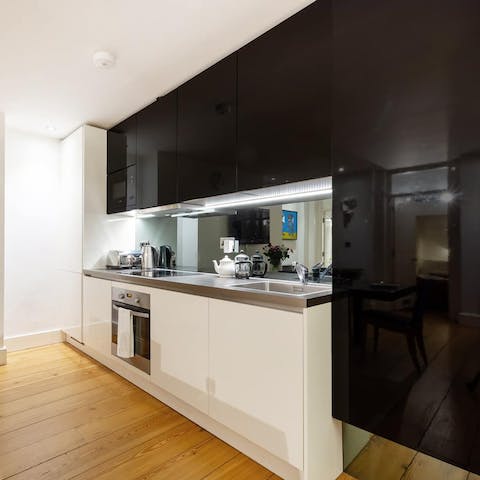 Enjoy sleek modernity just when you need it in the kitchen