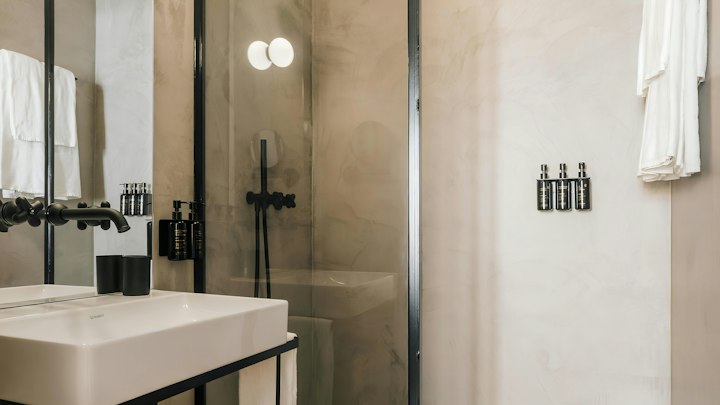 Bathroom photo