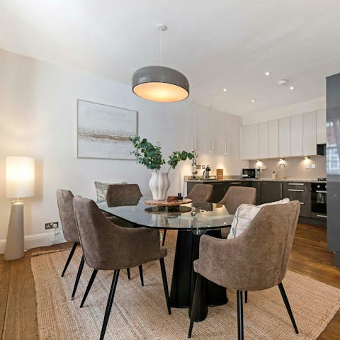 Cook and dine in luxurious surroundings