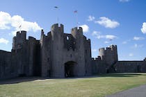 Explore the Historic Pembroke Castle