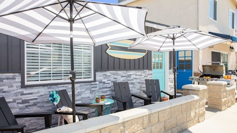 Fire up the barbecue and settle into coastal alfresco dining