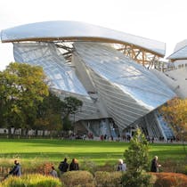 Discover art and fashion at the Fondation Louis Vuitton