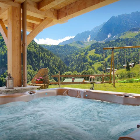 Be inspired by incredible views while soaking in the hot tub