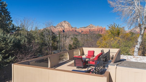 Head to the roof terrace for dramatic red rock views