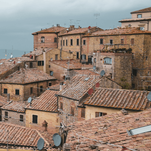 Discover the region's medieval villages – Castagneto Carducci is just 4km away
