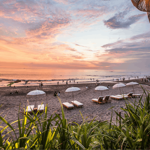Take a trip to the beach clubs in nearby Canggu