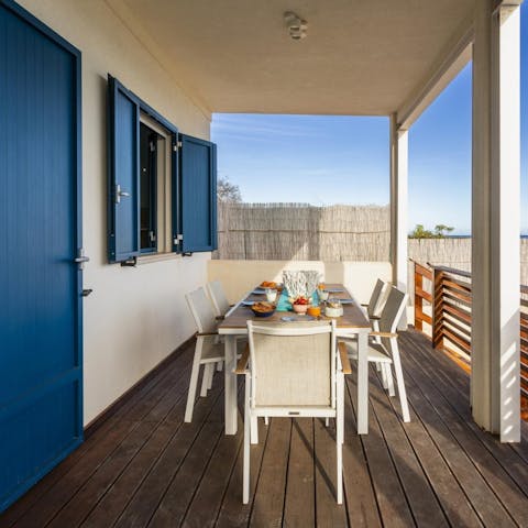 Light the barbecue and savour magical evenings on the terrace