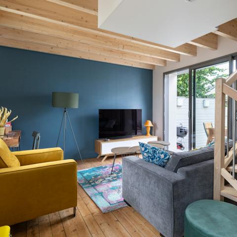 Kick back and settle in for an evening of movies in the elegant living room