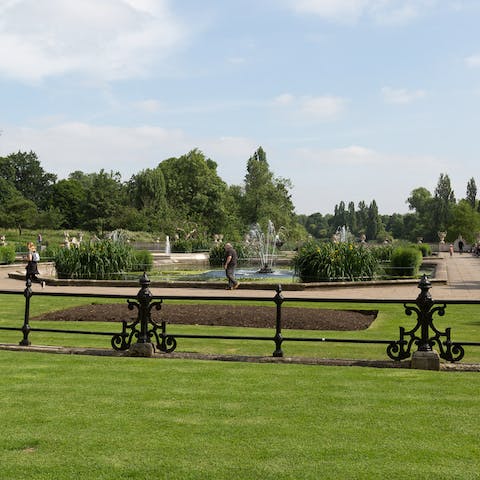 Beautiful Bayswater locale