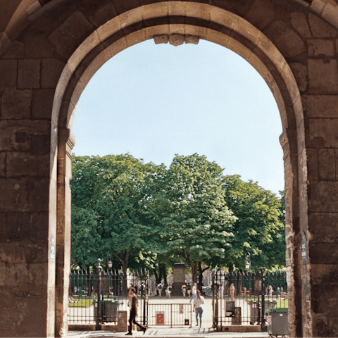 Enjoy an alfresco breakfast in nearby Place des Vosges