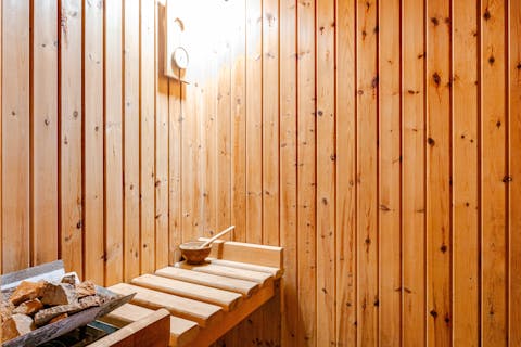 Treat yourself and unwind in the private sauna after a dip in the pool or hot tub
