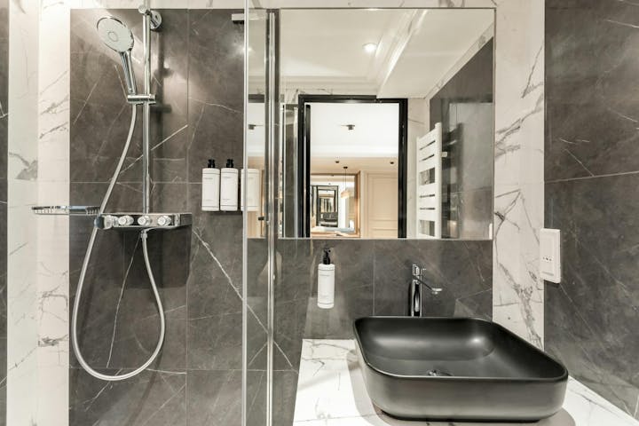 Bathroom photo