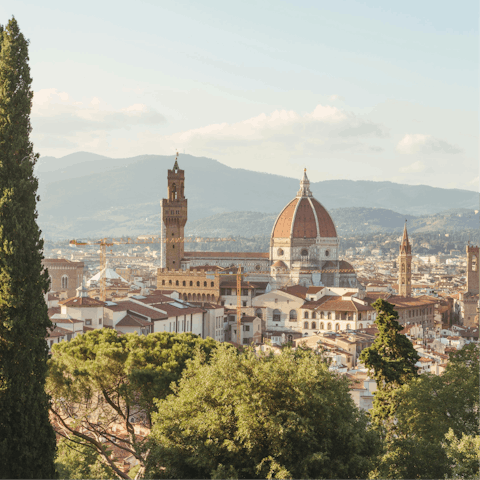 Stroll across the river to Florence Cathedral, just thirteen-minutes away