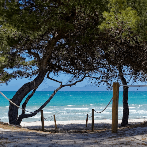 Explore the beautiful beaches of northern Mallorca – just a short drive away