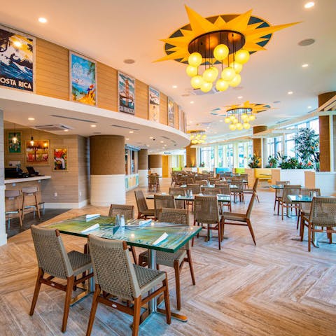 Take your pick from one of the many onsite bars and restaurants