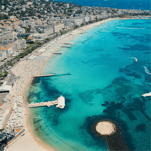 Stay just a short drive from Cannes